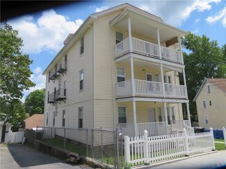 19 7th Ave, Woonsocket, RI 02895