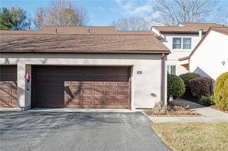2970 Mendon Rd Unit 180, Cumberland, RI 02864
