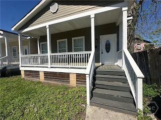 814 W 44th St, Savannah, GA 31405