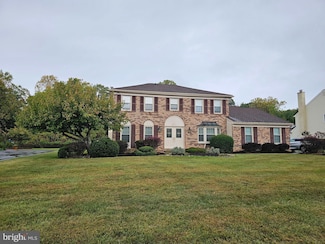 17 Vermeer Dr, Feasterville Trevose, PA 19053