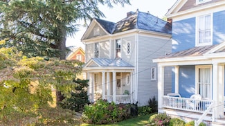 1109 Harrison St, Lynchburg, VA 24504