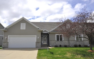 2308 Coral Ct NE, Rochester, MN 55906