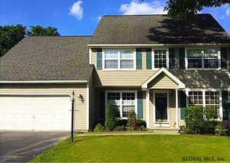 15 Seneca Ct, Slingerlands, NY 12159
