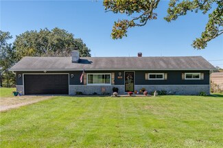2165 Vernon Asbury Rd, South Vienna, OH 45369