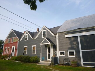 747 Winthrop Center Rd, Winthrop, ME 04364