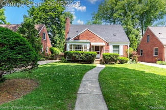 526 W Webster Rd, Royal Oak, MI 48073