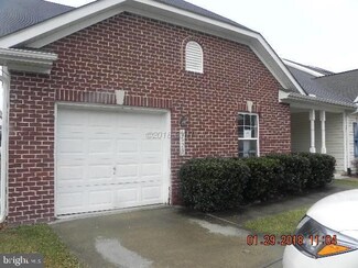 8929 Executive Club Dr, Delmar, MD 21875