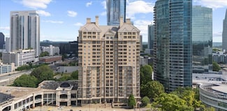 3334 Peachtree Rd NE Unit 608, Atlanta, GA 30326