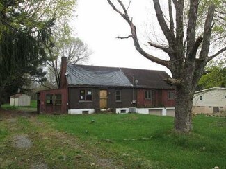 2947 W State St, New Castle, PA 16101