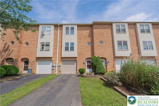 325 W 2nd St, Alburtis, PA 18011