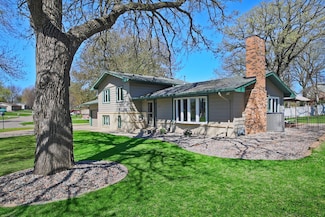 1210 Southview Ln, Albert Lea, MN 56007