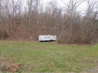 5312 Glendale Rd, Cairo, WV 26337