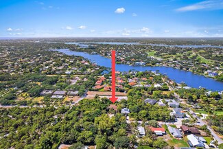 10890 SE Linden St, Jupiter, FL 33469