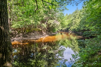 8-3 Turner St, Buckfield, ME 04220