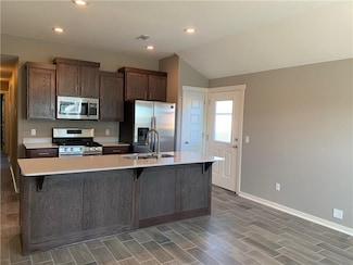 601 W Weymouth Unit A, Siloam Springs, AR 72761
