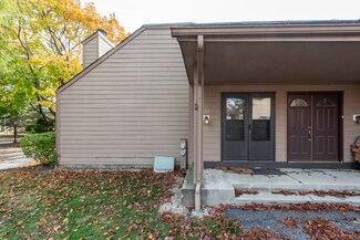 3357 Beacon St Unit 22, North Chicago, IL 60064
