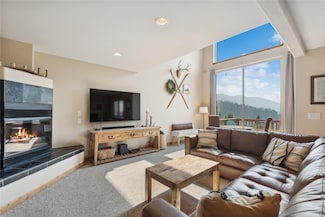 322 Wood Run Dr Unit B, Whitefish, MT 59937