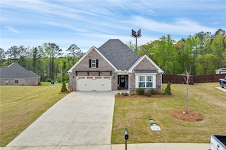 748 Owens Way, Opelika, AL 36804