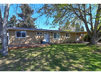 2871 Bailey Ln, Eugene, OR 97401