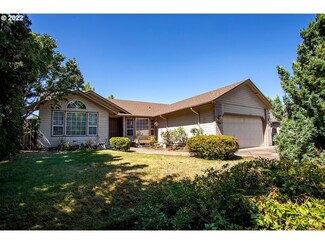 314 72nd Place, Springfield, OR 97478
