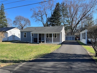 31 Evergreen Dr, Corning, NY 14830