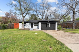 2225 Mack Ln, Dallas, TX 75227