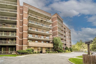 1374 Midland Ave Unit PH07, Bronxville, NY 10708