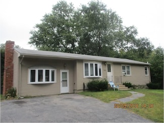 77 Macarthur Blvd, Coventry, RI 02816