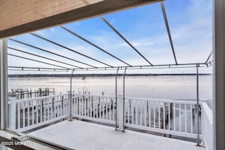 1420 Summit Ave, Toms River, NJ 08753