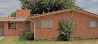 2416 Juniper Dr, Amarillo, TX 79109