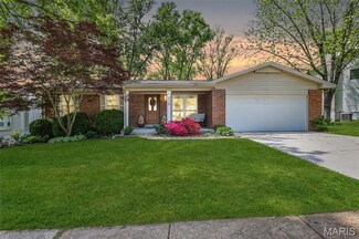 428 Melanie Meadows Ln, Ballwin, MO 63021