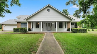 28 Rifle Range Rd, Pineville, LA 71360