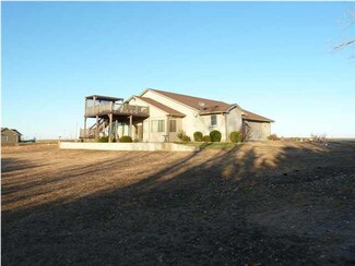 26301 S Rayl Rd, Mount Hope, KS 67108