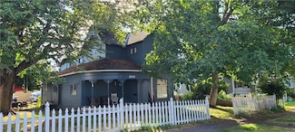 809 Cherry Ave, Sumner, WA 98390