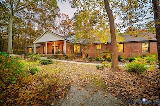 2401 Powderhorn Dr, Henrico, VA 23231