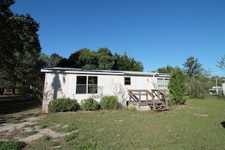 8122 N Princess Ave, Dunnellon, FL 34433