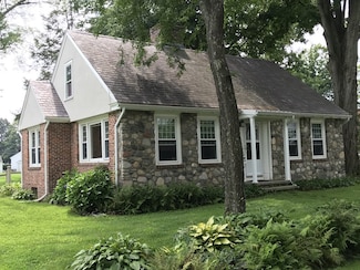 10 Eastern Ave, South Deerfield, MA 01373