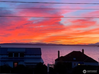 19502 Richmond Beach Dr NW, Shoreline, WA 98177