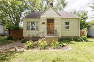 957 S 7th Ave, Kankakee, IL 60901