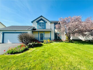 44 Still Pond Way, West Henrietta, NY 14586