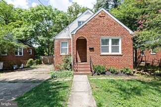 4414 39th St, Brentwood, MD 20722