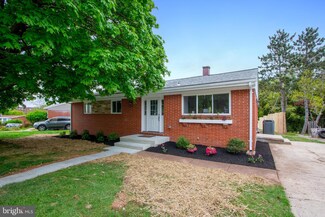 812 Painted Post Ct, Pikesville, MD 21208