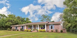 1223 Anchor Dr, Mobile, AL 36693