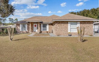 425 SW Woodcrest Dr, Lake City, FL 32024