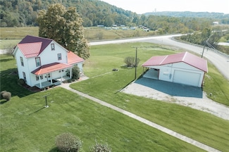 198 Gastown Rd, Shelocta, PA 15774