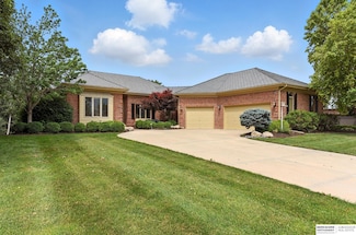 3118 S 169th Plaza, Omaha, NE 68130