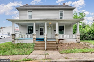 2319 Herr St, Harrisburg, PA 17103
