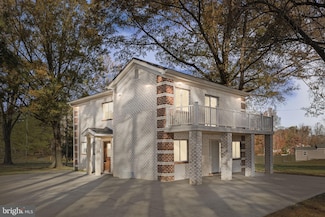 44 Ravenwood Dr, Fredericksburg, VA 22406