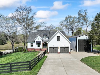 1133 Ridgecrest Dr, Dickson, TN 37055