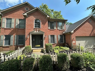 8590 Shelly Woods Ct, Springboro, OH 45066